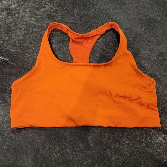 Lululemon Bra - Picture 1 of 3